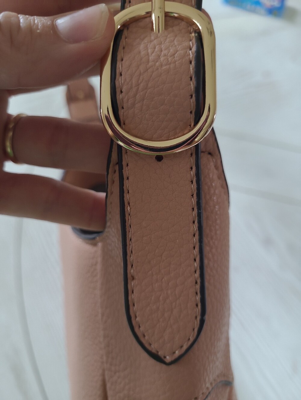 Kate Spade Small Blush Pink Hobo - EUC - Picture 10 of 16